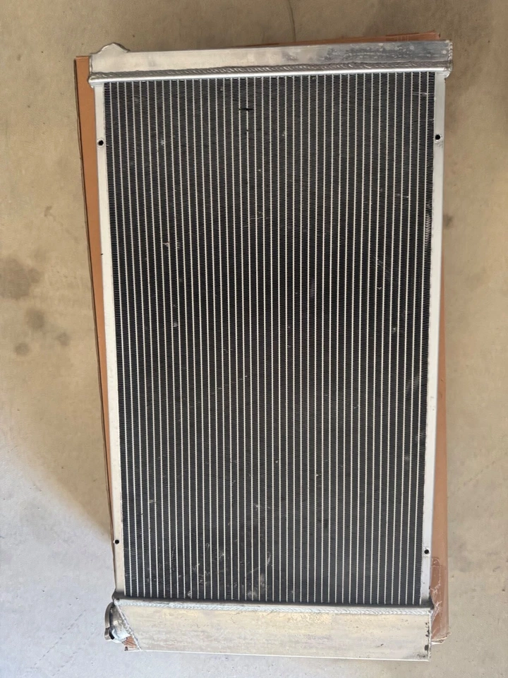 Radiator-Base Champion Cooling Systems MC161 - Image 4 of 4