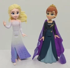 2020 Disney Hasbro Frozen II 2 Queen Anna & Elsa Doll 4"  w/ Removable Cape