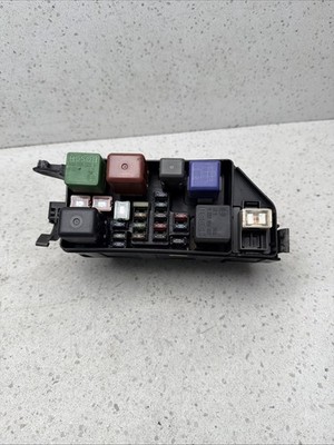 1997-2001 TOYOTA CAMRY 3.0L ENGINE FUSE RELAY BOX JUNCTION BLOCK PANEL OEM