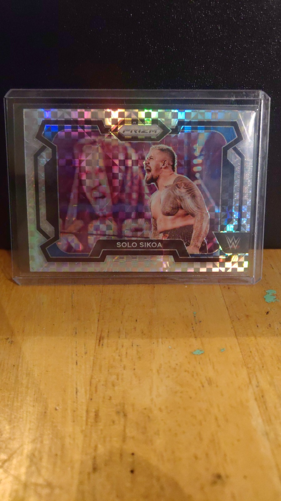 2024 WWE Prizm Lucky Envelope /8 Solo Sikoa