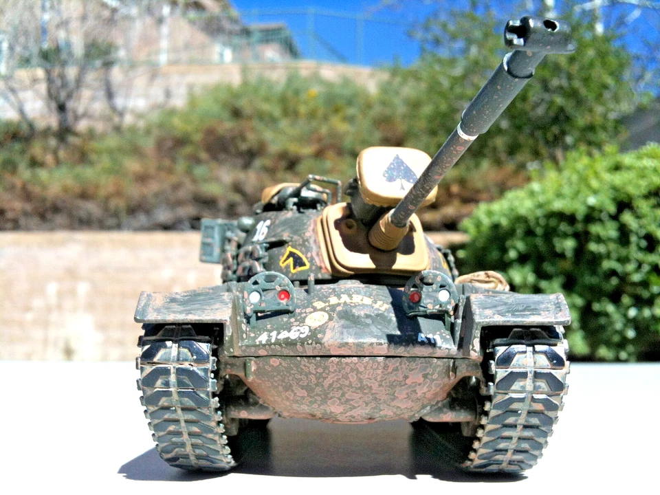 Corgi M48A3 Patton Battle Tank US Army "B Barb II" Vietnam War 1:50 Scale - Image 4 of 4