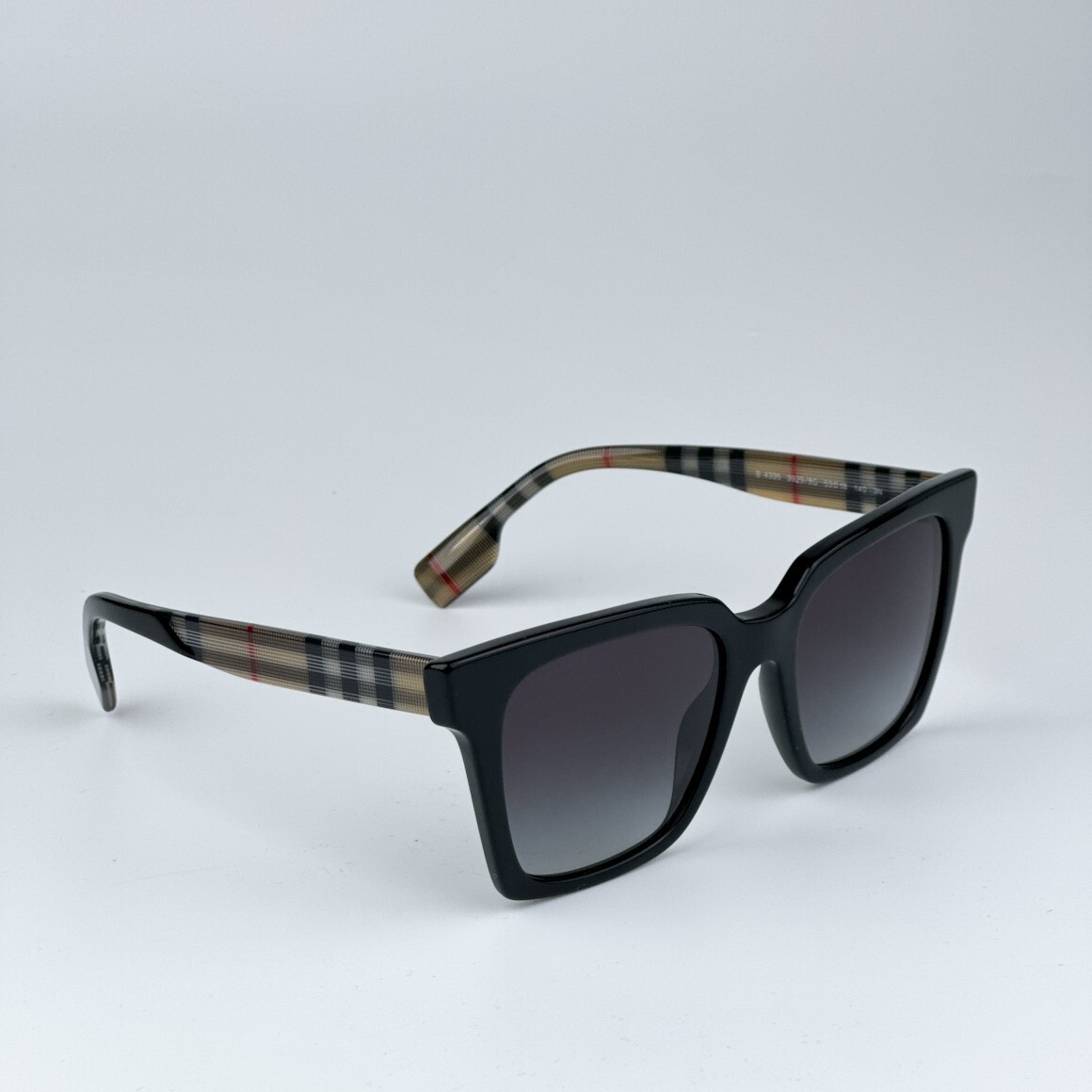 Burberry Women AUTHENTIC Sunglasses Black Grey Square BE4335 39298G BRAND NEW