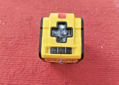 P:MP7 STANLEY CUBIX STHT77340  cross Line Laser