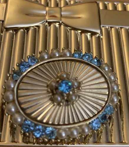 vintage blue and Gold pin - Picture 3 of 8