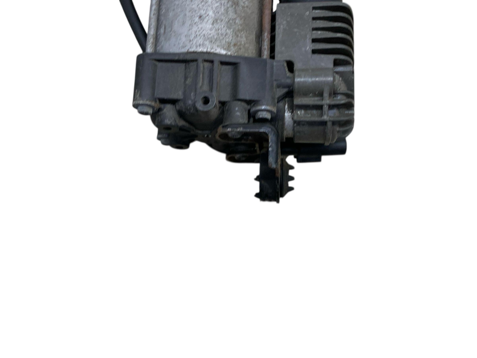2017-2024 MASERATI LEVANTE OEM AIR RIDE SUSPENSION AIR COMPRESSOR *51K MILES*