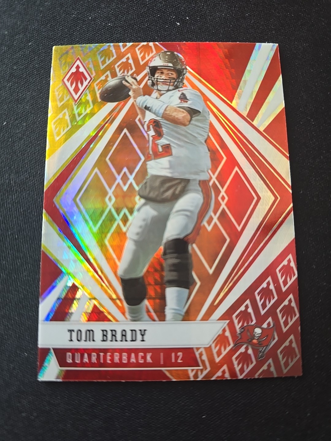2020 Panini Phoenix #35 TOM BRADY FIREBURST Prizm - Patriots Bucs GOAT