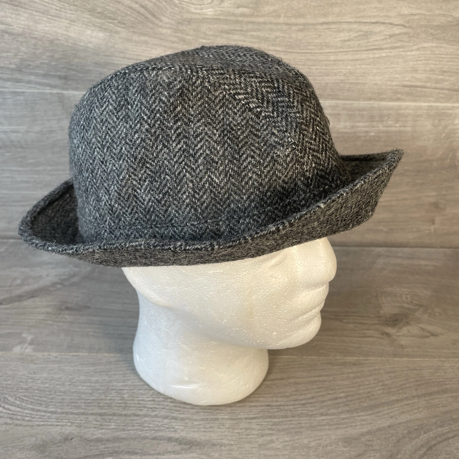 M&S Moon Tweed Hat Grey Size 7 - 7 1/8 Hunter Yorkshire Tweed Trilby Wool Woven