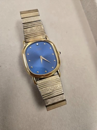 Seiko Quartz Blue Dial Gold Tone Watch Stretch Band Diamond Accent