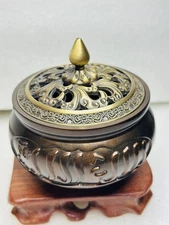 Decorative Metal Incense Burner Shido for Relaxation and Wellness