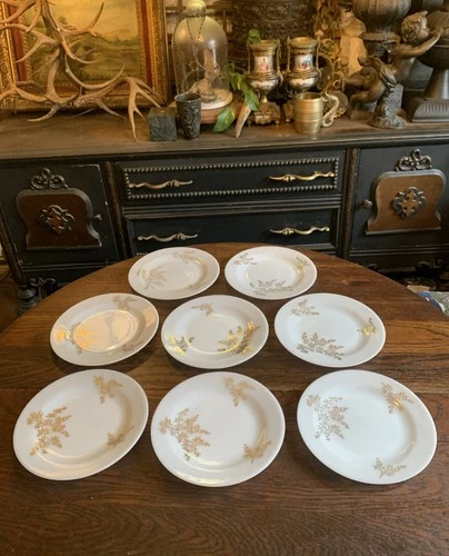 Set Of 8 Vintage FEDERAL GOLDEN GLORY MILK GLASS PLATES Bamboo Leaf 9.25”
