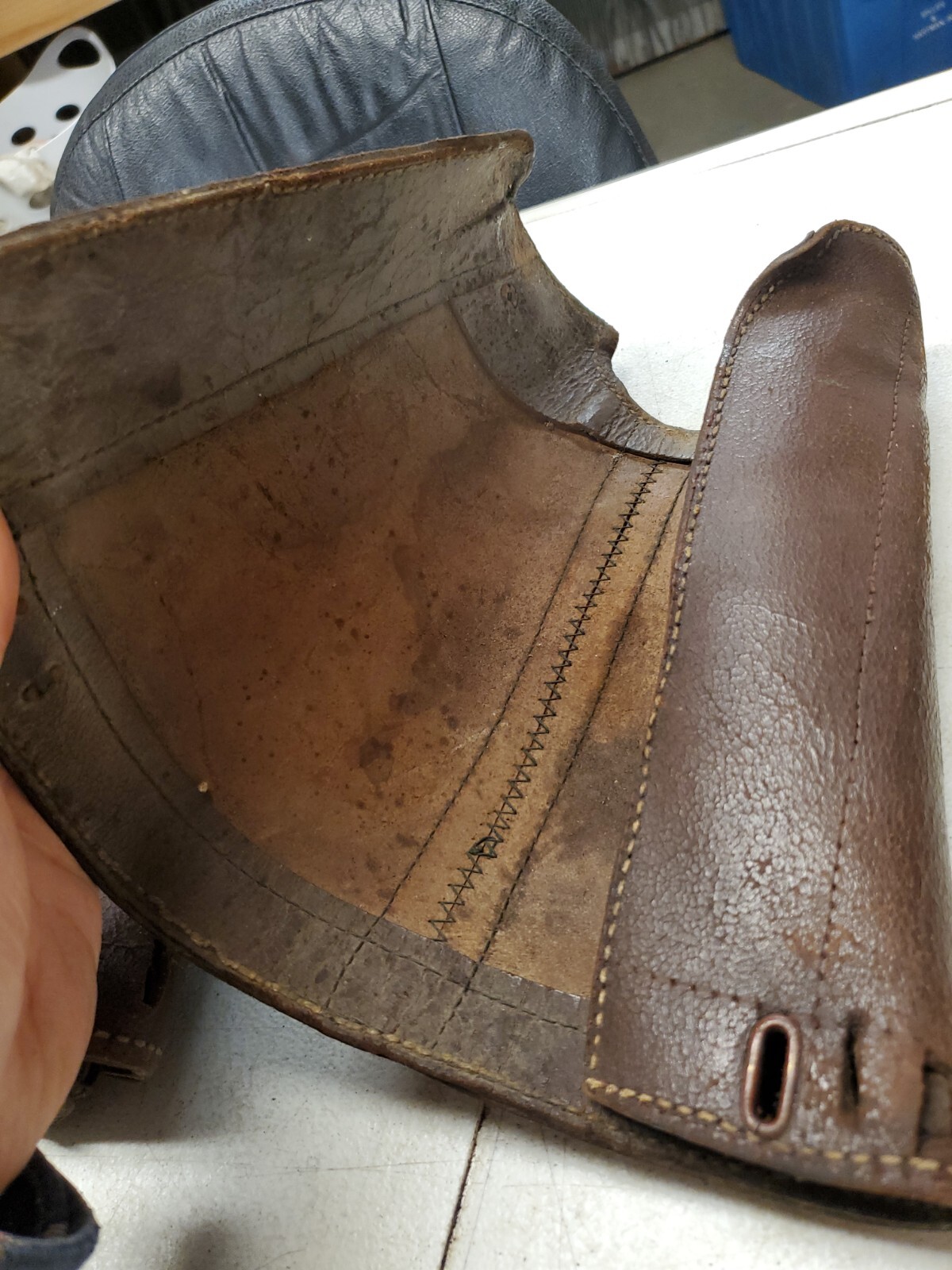 VTG Antique Genuine Brown Leather Gunslinger Archery Gauntlets