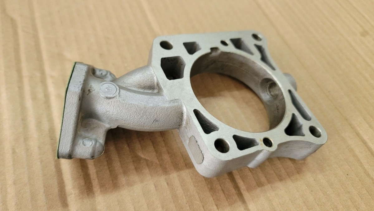 GENUINE OEM HONDA SPACER W/WARRANTY+FREESHIPPING 16404-ZY3-000