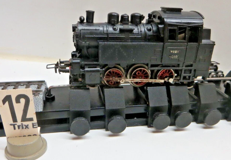 Trix Express 2217 H0 Dampflok BR 80 020 der DB ohne Licht, Fahrt geprüft