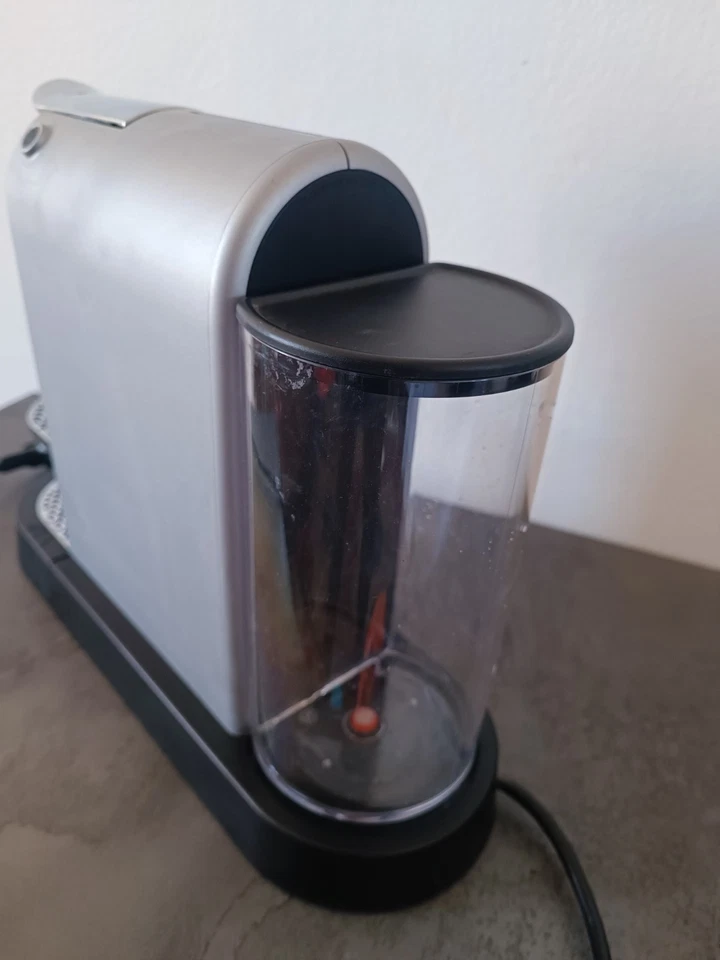 Macchina da caffè Nespresso Citiz Type C113  - Immagine 2 di 4