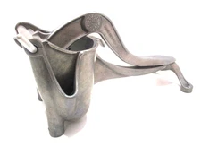 Vintage Wear-Ever Aluminum Tabletop Manual Citrus Juicer Removable Strainer USA