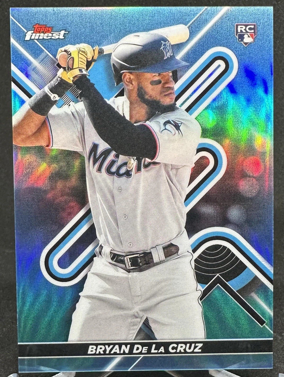 Bryan De La Cruz 2022 Topps Finest Rookie Sky Blue Refractor /300 #24
