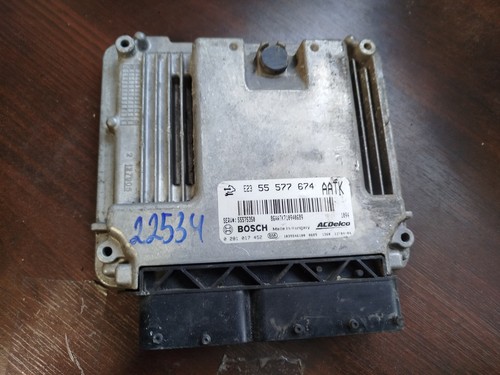 Original  OPEL Motorsteuergerät ECU 55577674   0281017452