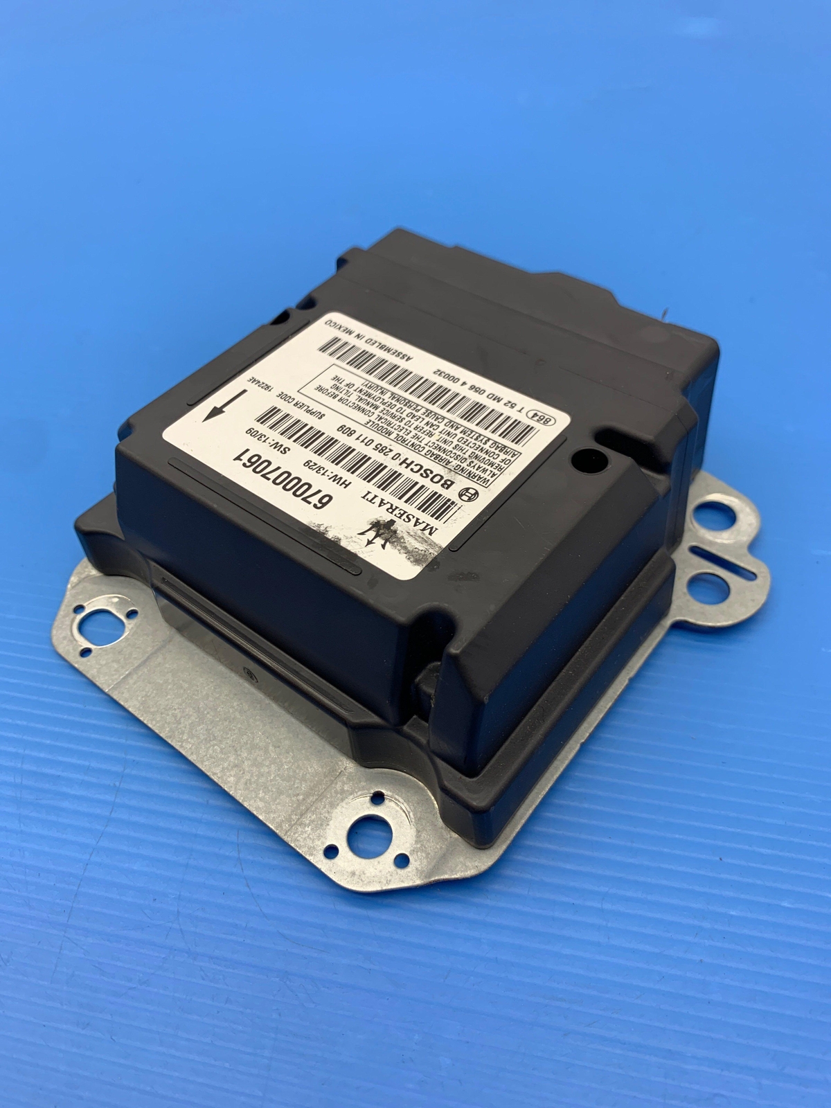 2014 - 2016 MASERATI GHIBLI OEM CRASH IMPACT CONTROL MODULE 670007061