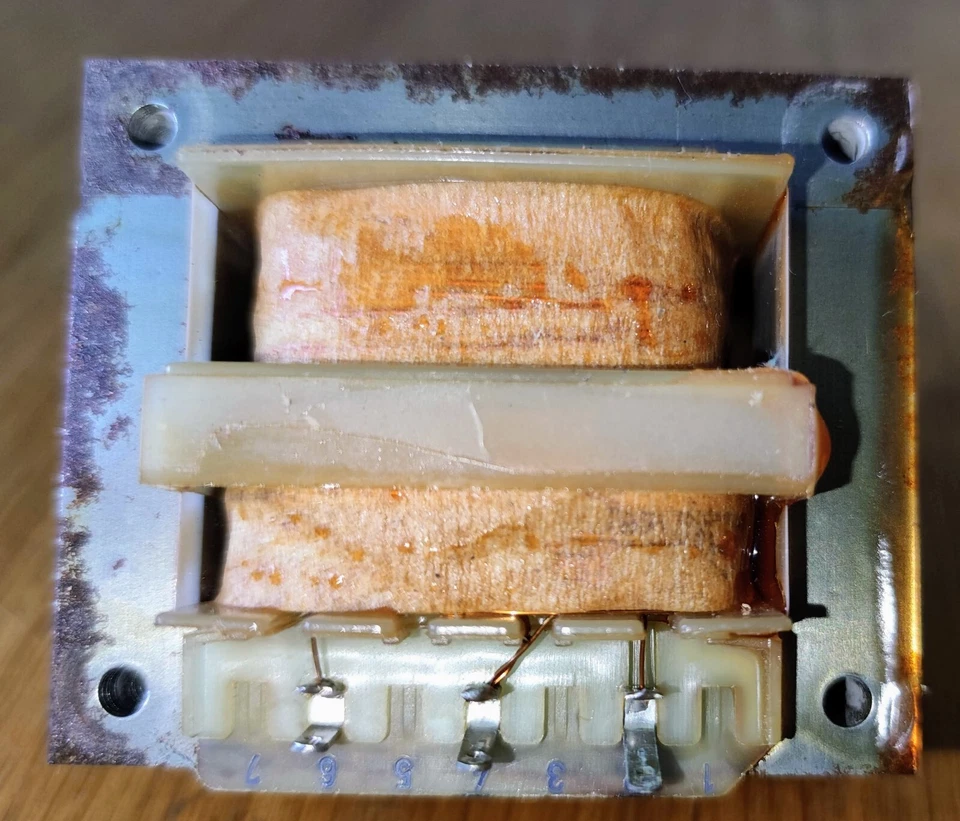 Commodore PET 8296  Netzteil/ Trafo mit Motherboard Anschluss  -200 - Bild 3 von 4