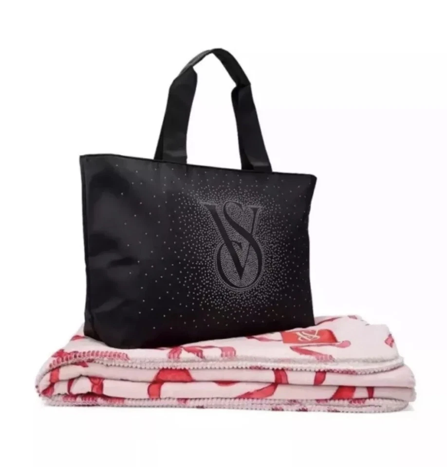 Victoria’s Secret Acogedora Manta Sherpa con Lazo y Bolso de Mano Negro Brillante con Cremallera Nuevo Foto 2 de 4