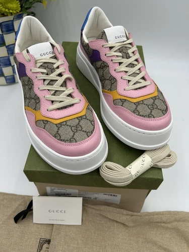 Baskets chunky femme Gucci GG Supreme taille 40 fabriquées en Italie