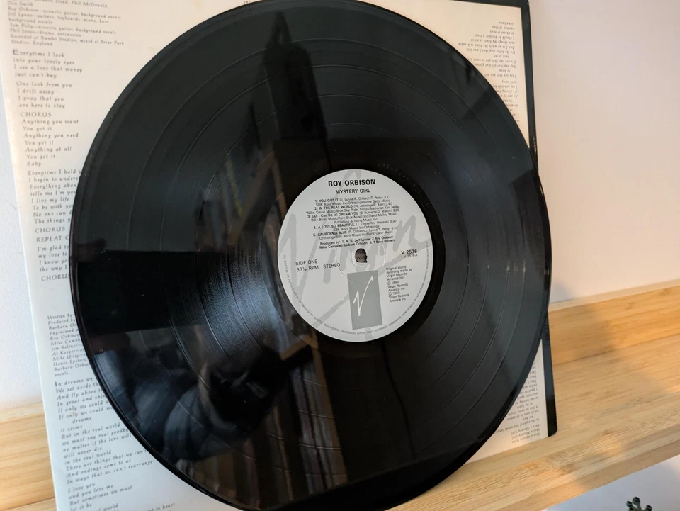 Roy Orbison - Mystery Girl (1989) Vinyl LP V 2576 UK First Pressing VG+ - Image 3 of 4