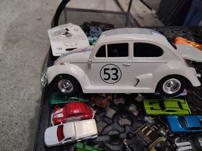 2005 HERBIE FULLY LOADED VW STREET RACER 1/18 RADIO REMOTE CONTROL
