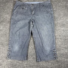 Dockers Navy Medium Wash Denim Capris Size 14 Button Accent Casual Vacation