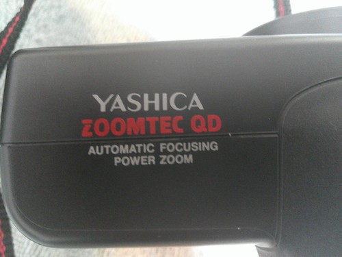 Yashica Zoomtec QD power zoom auto focus black camera 35mm / With Case *VG/EX* - Picture 4 of 9