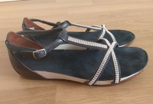 ladies navy sandals size 6