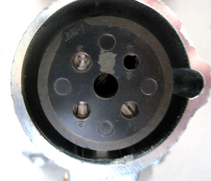 NEW VANTAGE TECHNOLOGY YXA-13032-G RECEPTACLE YXA13032G - Image 3 of 4