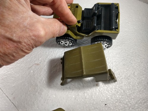 Avión a reacción de camuflaje Buddy L 1980 vintage, tanque, jeep, remolque, - Imagen 4 de 12