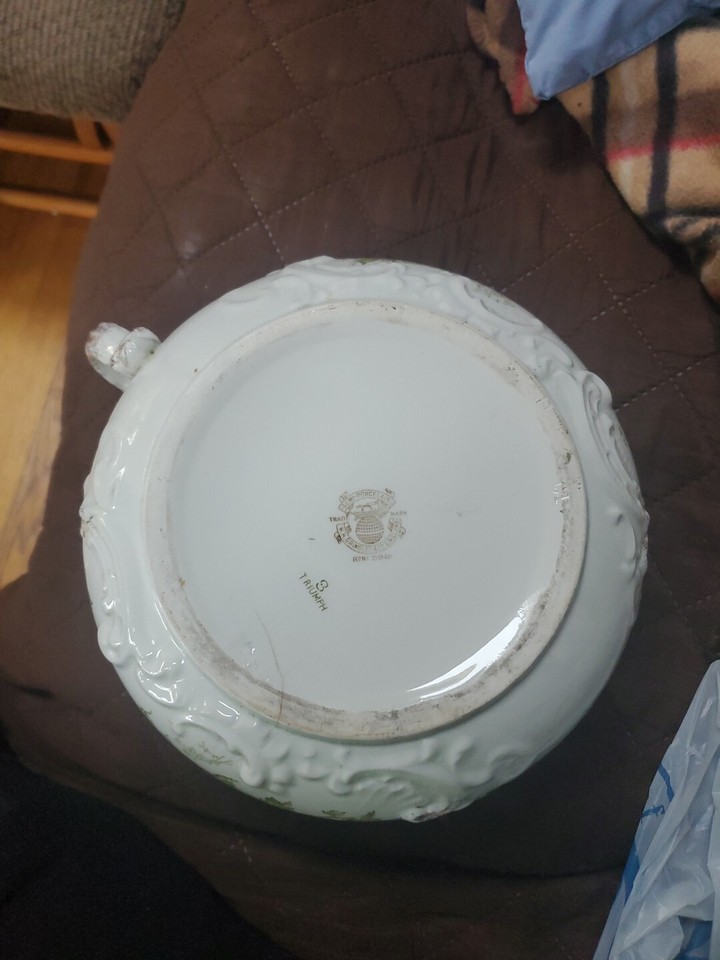 Antique Chamber Pot W H GRINDLEY ENGLAND Green White/gold Triumph