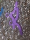 VINTAGE BARBIE DOLL CLOTHES  PLASTIC HANGERS VARIOUS COLORS 24 Pieces — photo 7