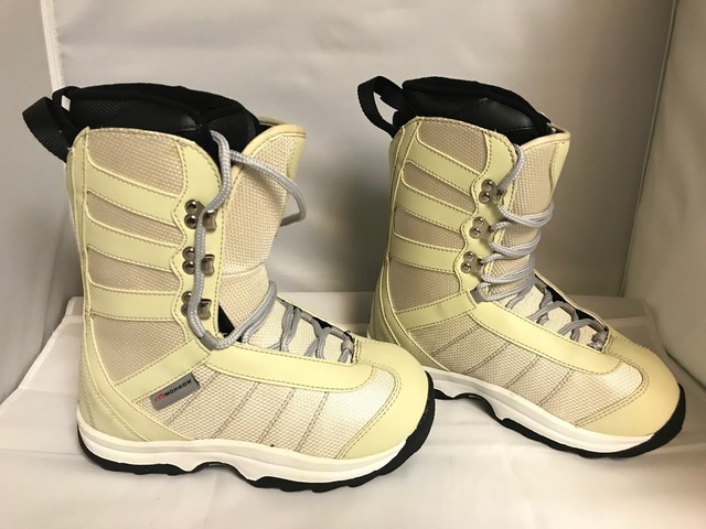sporting life snowboard boots