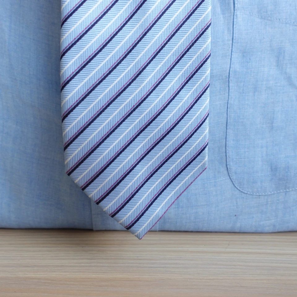 Corbata de cuello a rayas Repp para hombre punta de flecha azul tejida formal boda SMITH SCOTT Londres Foto 2 de 4