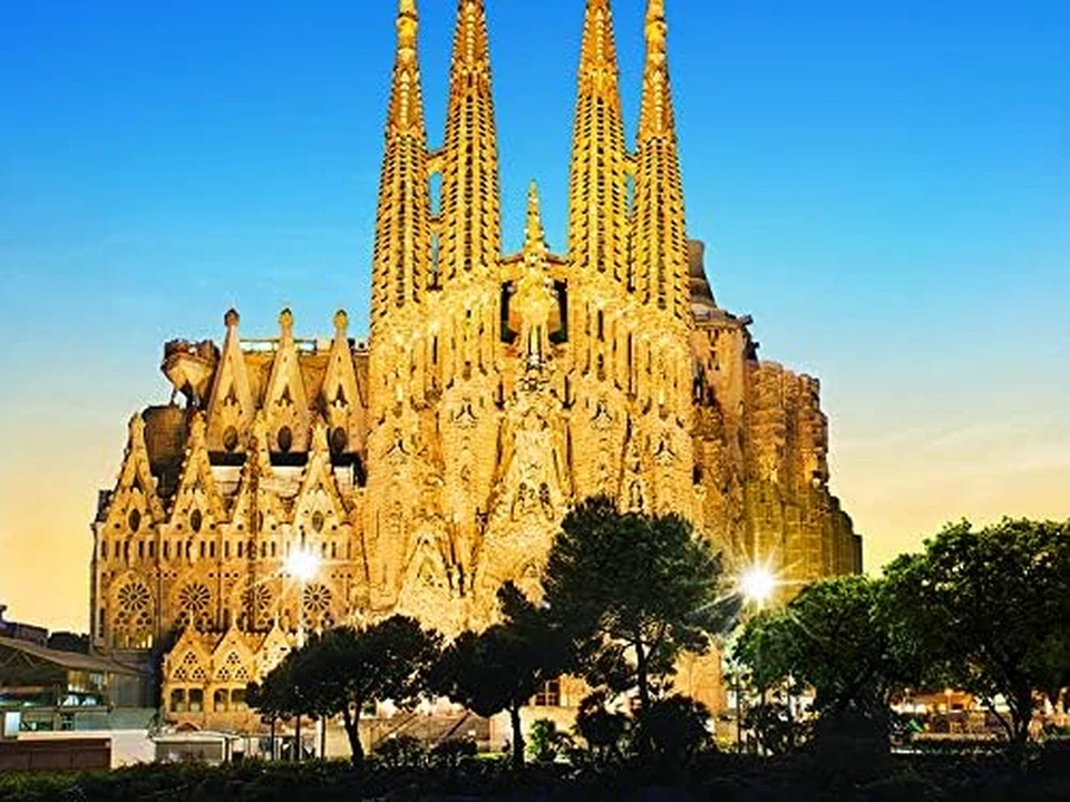 - Cofanetto Regalo 3 Giorni Da Vivere in Europa - Idea Regalo per La Coppia - Du - Immagine 4 di 4