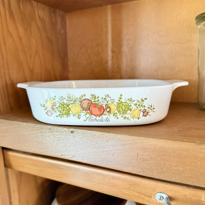 CorningWare Spice of Life L'Echalote Square Casserole Dish White 8x8x1 3/4 A-8-B