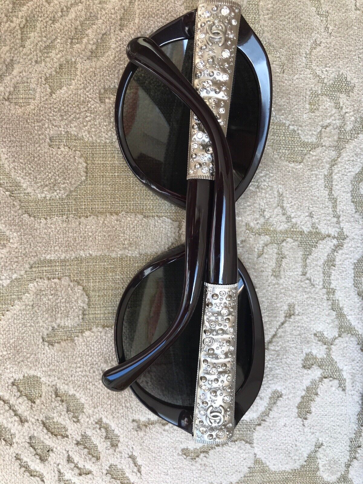 chanel round chain sunglasses