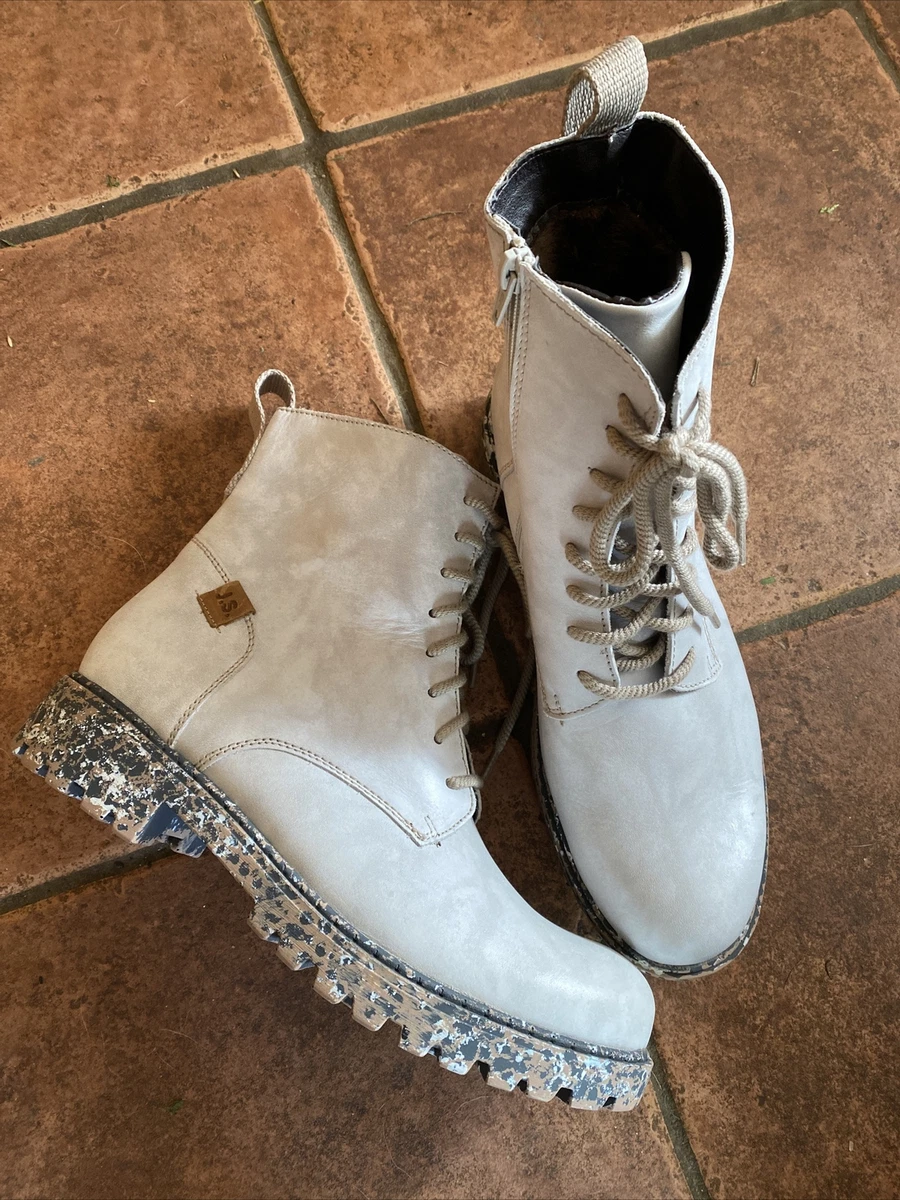 Gabor Ladies Unisex White 8 Hole Leather Lace Up Fur Lined Boots