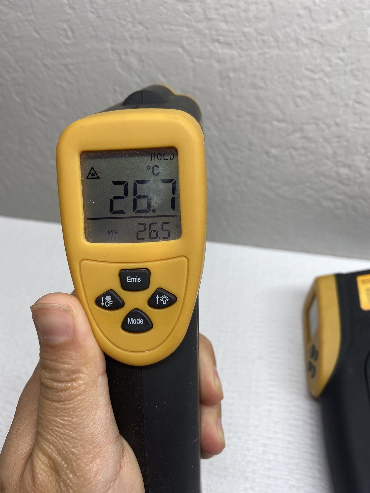 ThermoTech TT1022 NonContact Digital Infrared Laser Tempature