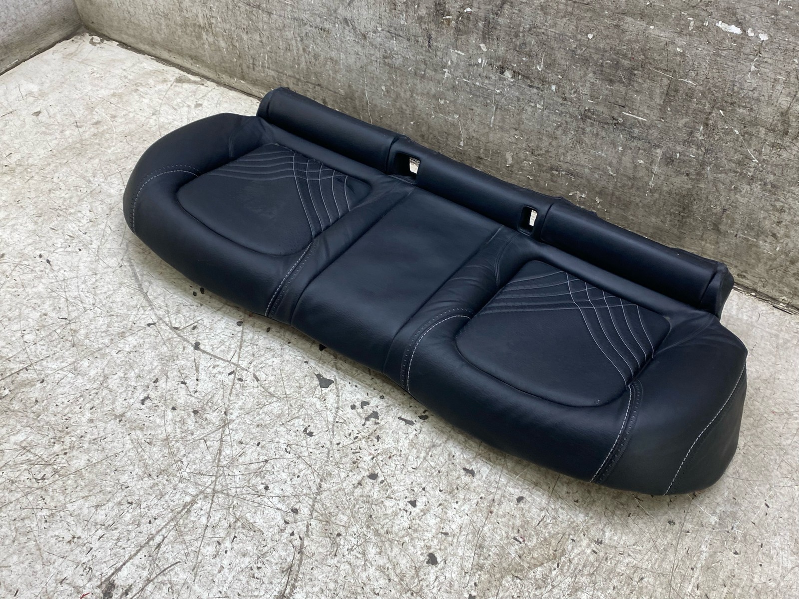 2020-2024 ASTON MARTIN DBX OEM REAR LOWER BENCH SEAT CUSHION HEATED & VENTILATED
