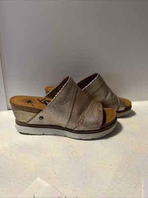 OTBT Womens 8 Earthshine Sandals Shoes Rose Gold Leather Wedge Heel Comfort