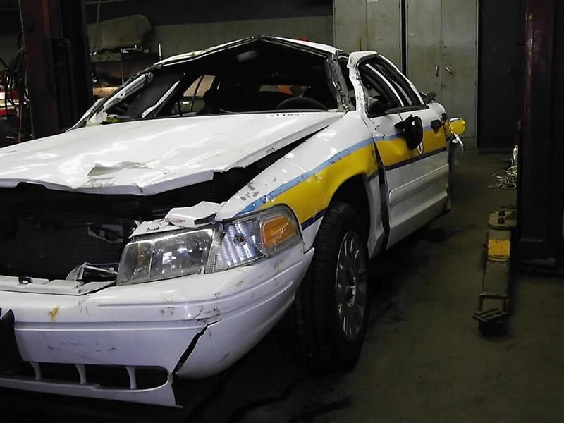 01 02 03 04 05 06 07 08 09 10 11 BALANCEADOR ARMÓNICO CORONA VICTORIA 4,6 LITROS Foto 3 de 4