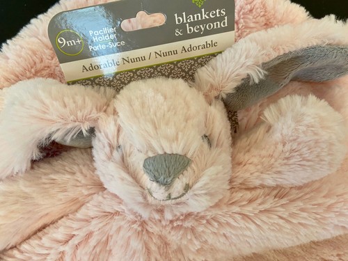 NWT “BLANKETS & BEYOND” Plush PINK/GRAY Bunny Rabbit Pacifier Holder SECURITY - Picture 2 of 6