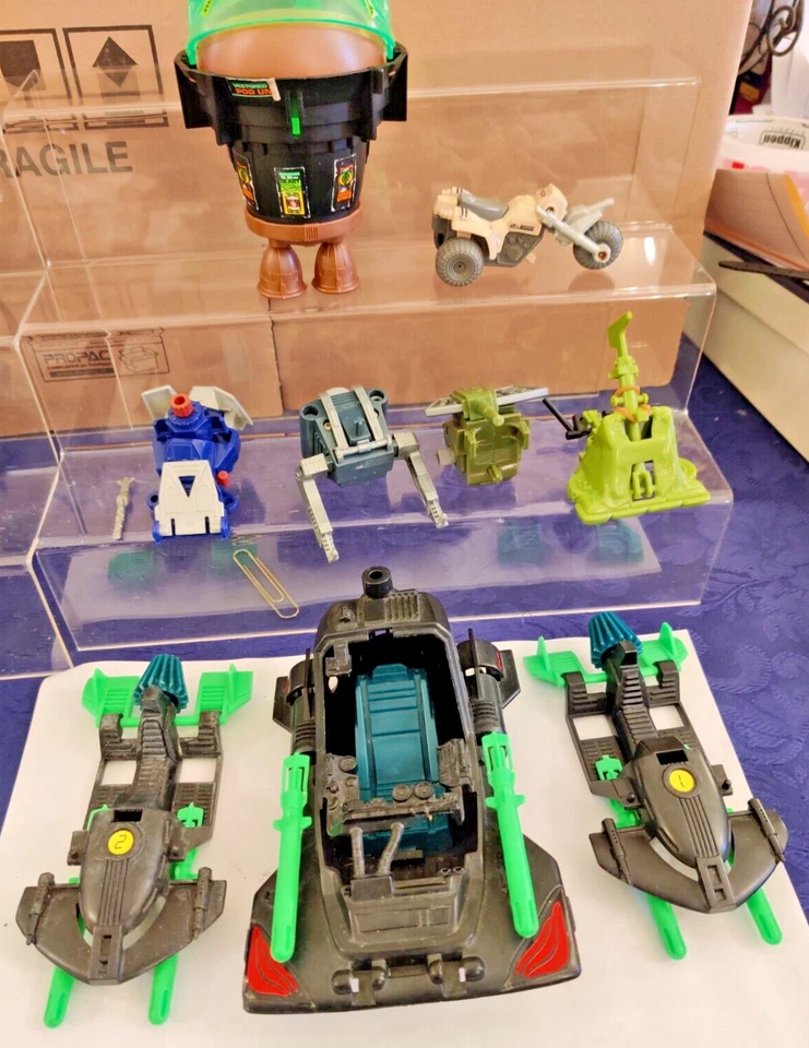 13 GI JOE LOTTO ACTIONS FIGURE VEICOLI ED ARMI HASBRO - Immagine 4 di 4