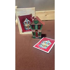Hallmark Keepsake Christmas Ornament New Home Special Lighting Effect 2004