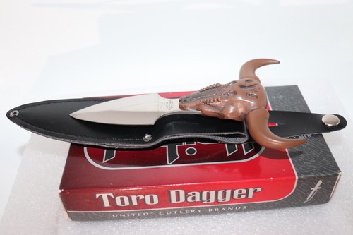 TORO DAGGER by United Cutlery Model #UC1143 with Sheath in Box - Picture 16 of 21