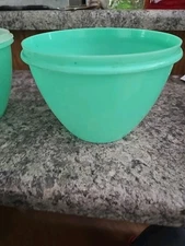 Tupperware Crisp It Jadeite Green Lettuce Bowl 679 Bubble Crisper