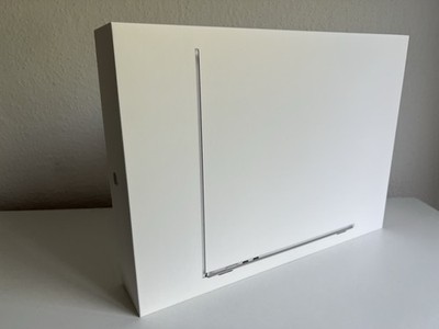 Apple MacBook Air 15  M4 16GB 256GB Silber   Neu & versiegelt, OVP